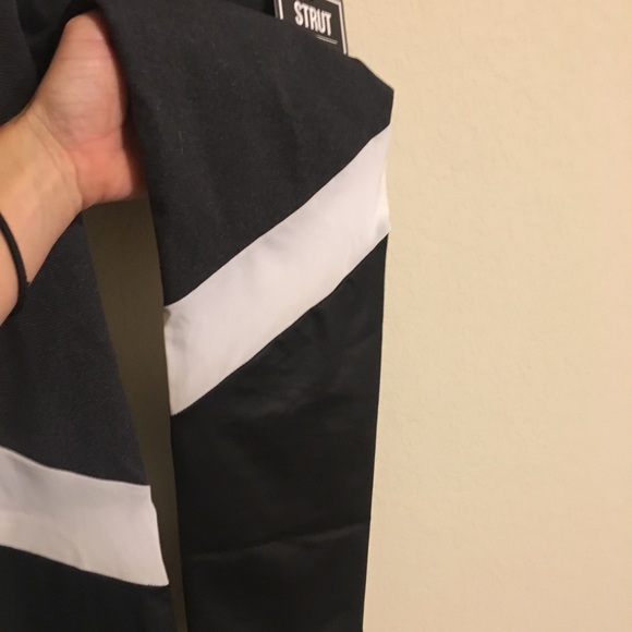 Capri workout pants - Picture 3 of 3